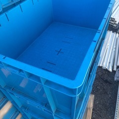 物流収納箱 の画像