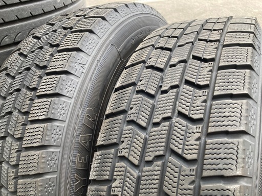 値下げしました。カローラフィールダー　スタッドレスタイヤホイールセット　２０２４年製　175/65R15