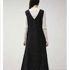 アズールバイマウジー　デニムプリーツワンピースの画像