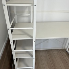 ニトリの机の画像