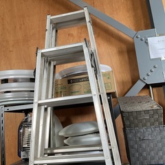 長い方はお取引き中です！！脚立　大きめ　１個4500円の画像