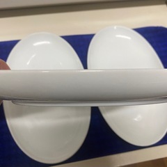 白い楕円形皿4枚の画像