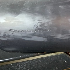 TOYOTA 純正マフラー　ランクル200新車外しの画像