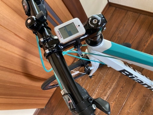 超美品 Bianchi sportビアンキ スポーツ 28c カーボン 軽量