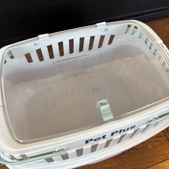 ペットキャリーの画像