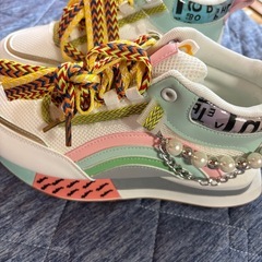 厚底　キラキラ　スニーカー　23.5の画像