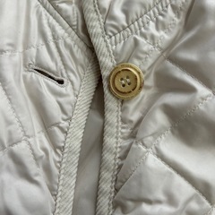 ホワイト キルティングジャケット の画像