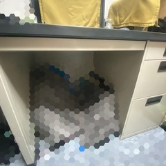 取引㊥スチール事務机デスクの画像