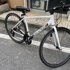 クロスバイク自転車の画像