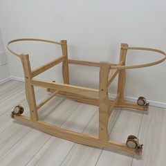 ベビーバスケット クーファン スタンド付きの画像