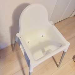 IKEA ベビーハイチェアーの画像