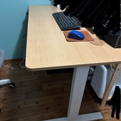 　自動昇降デスク パソコンデスクの画像