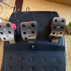 急募　G27 ハンドルコントローラーの画像