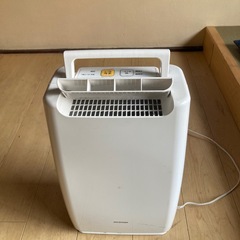 アイリスオーヤマ　除湿器の画像