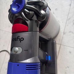 ダイソン掃除機V8セット
の画像