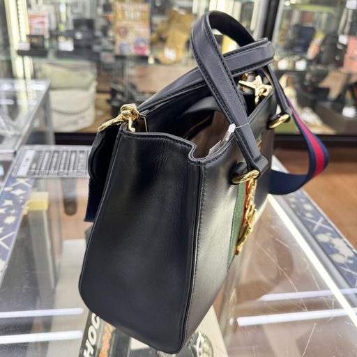 ☆ドリーム荒牧店☆GUCCI グッチ シルヴィ 2WAYハンドバッグ シェリーライン レザー ブラック×ゴールド金具 460381