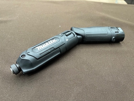 【ジャングルジャングル岸和田和泉インター店】マキタ 充電式ペンインパクトドライバ TD022D インパクトドライバー 充電式 コードレ