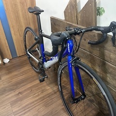 ジャイアントのトライアスロン/タイムトライアルバイクであるGIANT Trinityです。﻿の画像