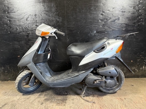 ★支払総額3.5万円★激安バイク続々入荷中！ なんでも買取ます！ スズキ レッツ2 シルバー CA1KA 人気のレッツ2！　2ストのためオイル注ぎ足すだけ！ 激安原付！ カスタムベースに♪