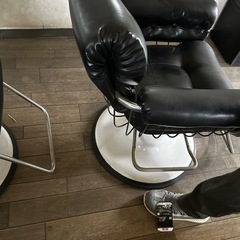 美容室　椅子の画像