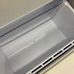 【ジモティー割引で最大15％OFF⭐️】2024年製　AQUA　冷蔵庫　ミルク　ホワイト　AQR-27N2　の画像