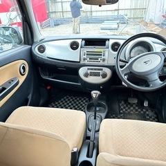 ダイハツ ミラジーノの画像