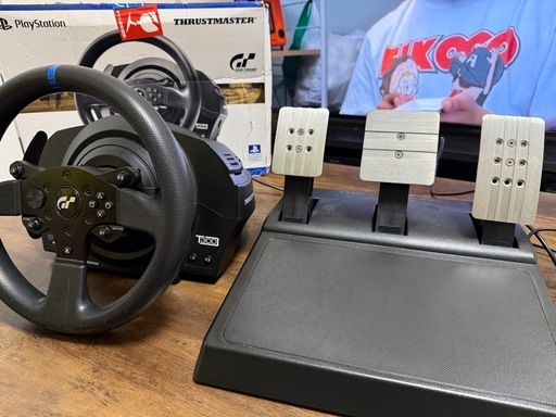 THRUSTMASTER T300RS GT EDITION ハンコン