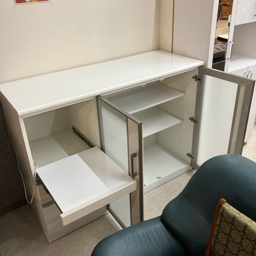 イ2601-198 ニトリ キッチンカウンター 大人気！ ホワイト家具 キズ汚れ有り 現状渡し