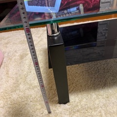 ガラステーブルの画像