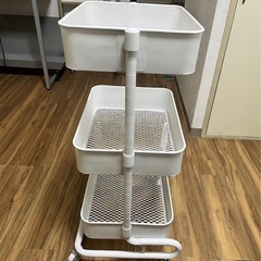 キャスター付きスチールラック/ワゴンの画像