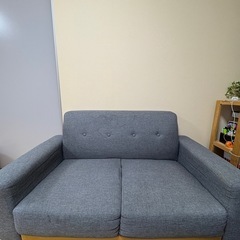 2人掛けソファ　グレーの画像