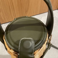 ZARA カゴバックの画像