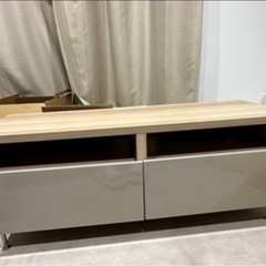 IKEA BESTAテレビ台の画像