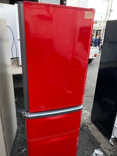 NO B778?福岡市内配送設置無料✨?三菱 【右開き】370L 3ドアノンフロン冷蔵庫 イタリアンレッド MR-C37EZ-R