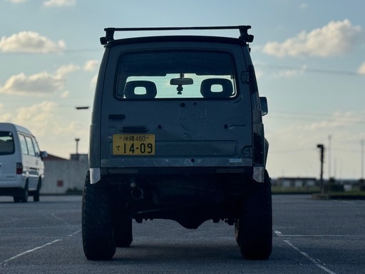 スズキ  ジムニー  JA12