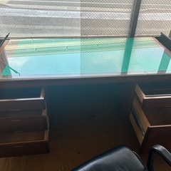 事務所机の画像