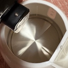 美品★1L車用電気ポットの画像