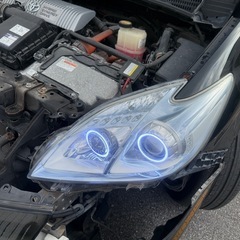 ZVW30 プリウス  ワンオフヘッドライトの画像