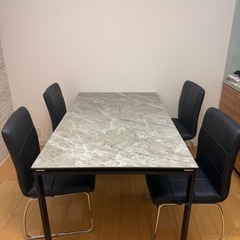 大理石ダイニングテーブルセットの画像