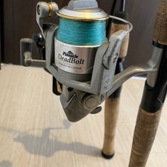 バス釣り用ロッドとリール2セットの画像