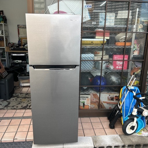ハイセンス冷凍冷蔵庫　2021年Hisense  HR-B2302