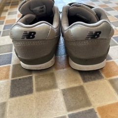ニューバランス　キッズスニーカー　13.5cmの画像