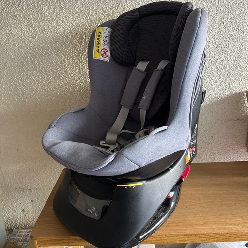 エールべべ クルットNT2 ノーブル ALB866 回転式チャイルドシート