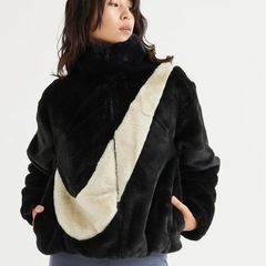 ナイキ フェイクファージャケットの画像