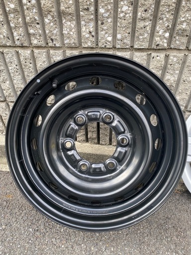ハイエーススチールホイール　樹脂キャップ　4本　　　　