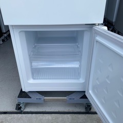 冷蔵庫　2023年製　ヤマダホールディングス　YRZ-C12L 小倉北区の画像