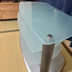 TV台　ガラス製の画像