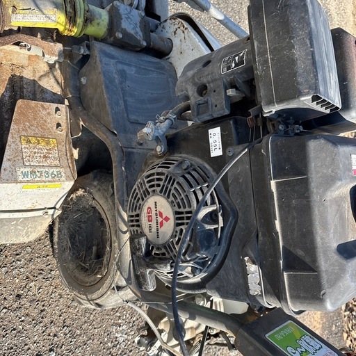 オーレック自走式草刈機