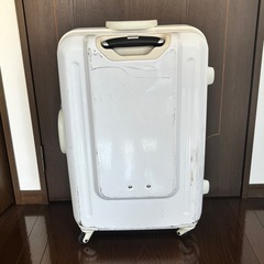 キャリーケース ハードタイプ の画像