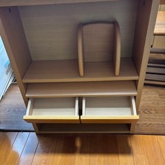 
値下げ綺麗です。学習机の本立てのみの画像